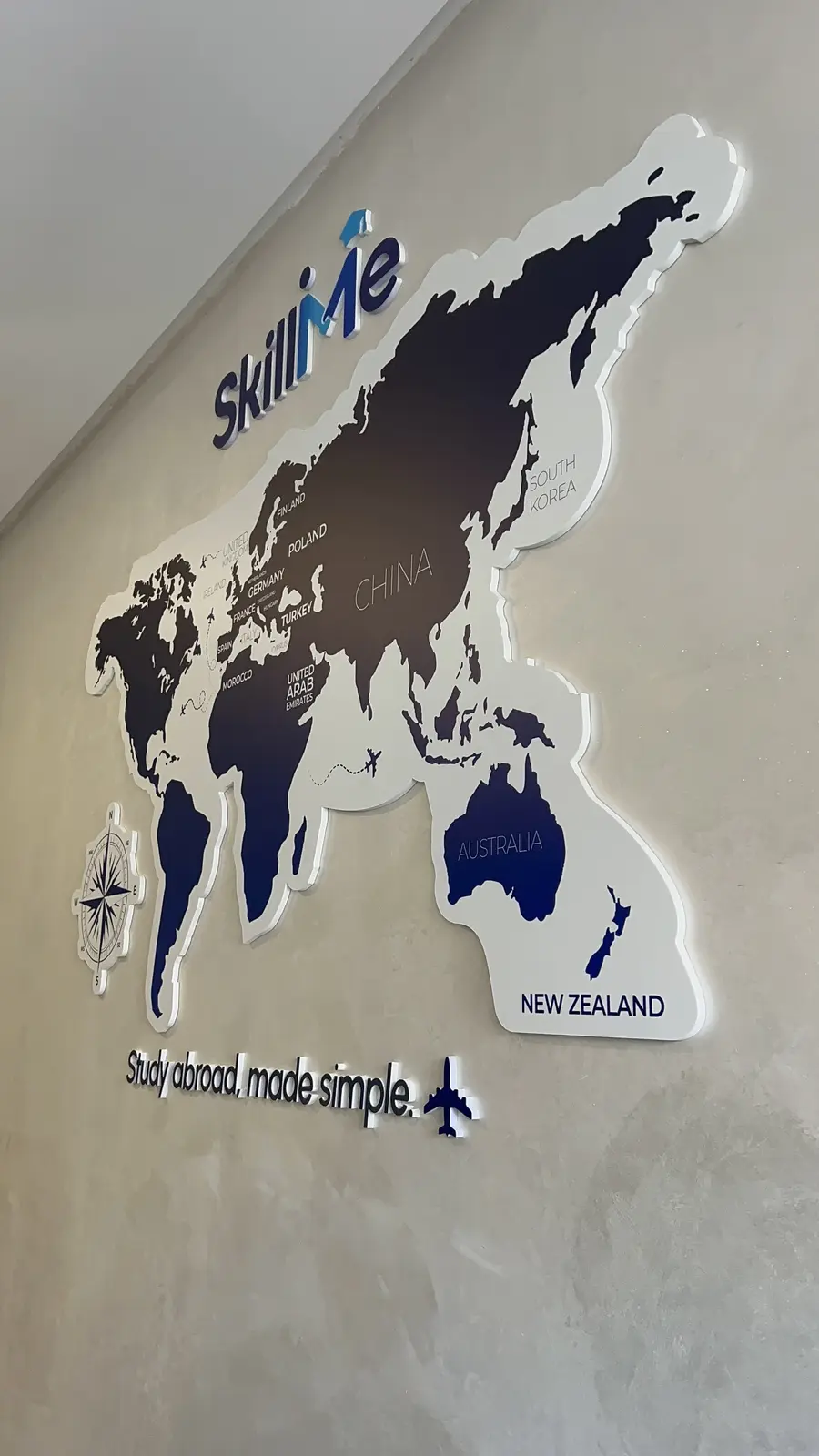 Réalisation Benik Pub — Logo mural